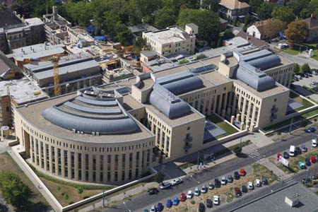 Datei:Hurgozs-Hospital.jpg