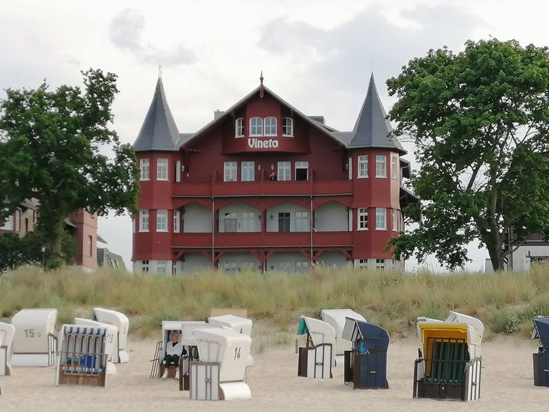 Datei:Listova strandhaus.jpg